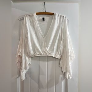 Windsor Flowy Crop Top                           Size - L